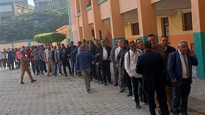 أمام مدرسة الشهيد نبيل الردة للغات.. إقبال كثيف في ثاني أيام انتخابات الرئاسة 2024