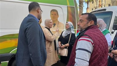 وكيلة صحة الإسكندرية تتفقد العيادات المتنقلة بنطاق اللجان الانتخابية (صور)