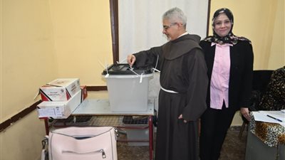  بطرس دانيال يدلي بصوته في الانتخابات الرئاسية 
