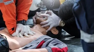 خطوات هامة.. الإسعافات الأولية لاختناق الشرقة عند البالغين