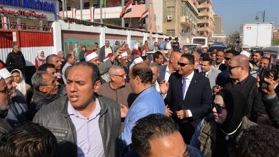 محافظ الدقهلية يتفقد مقار اللجان الانتخابية بالمنصورة والسنبلاوبن وأجا (صور)