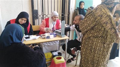 صحة الغربية: تردد نحو 44300 مواطن على القوافل الطبية خلال يومين (صور)