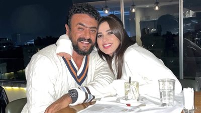 ياسمين عبدالعزيز تحتفل بعيد ميلاد زوجها: 