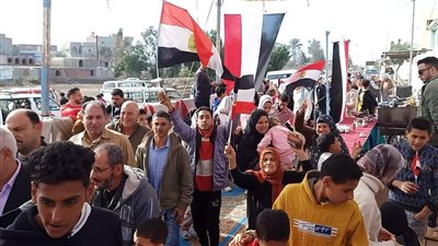 إقبال كبير أمام لجان الانتخابات الرئاسية في بني عبيد بالدقهلية (صور) 