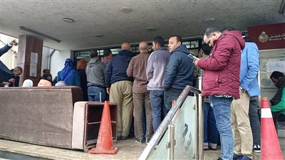 توافد كبار السن والشباب على اللجان الانتخابية في الإسكندرية