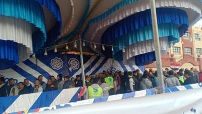 إقبال كثيف.. هكذا يصوت المواطنون داخل الهانوفيل بالإسكندرية