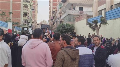 مسيرة شعبية للأهالي بالمنصورة لحث المواطنين على المشاركة بالانتخابات 