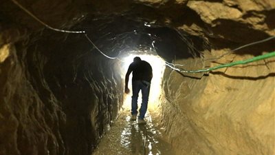 هل يستطيع الاحتلال الإسرائيلي إغراق أنفاق غزة؟.. محلل سياسي يجيب