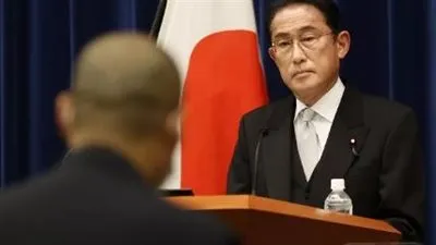 بعد استقالة ثلاثة وزراء.. ماذا يحدث في اليابان؟