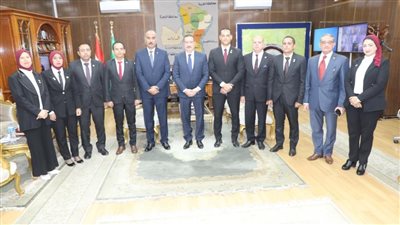 محافظ المنوفية يلتقي الدفعة الأولى من خريجي المبادرة الرئاسية 1000 مدير مدرسة بمكتبه