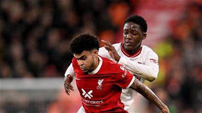 ليفربول يسقط على ملعبه أمام مانشستر يونايتد في قمة الدوري الإنجليزي