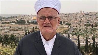 محامي الشيخ عكرمة صبري يكشف عن تهمة مفتي القدس لدى الاحتلال الإسرائيلي