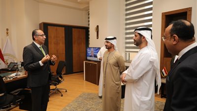 لهذا السبب.. وزير العدل يستقبل وفد قضائي من دولة الإمارات (صور)