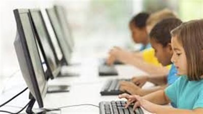 الأخلاقيات في التكنولوجيا التعليمية: التحديات والسبل لتحقيق استخدام مستدام ومسؤول