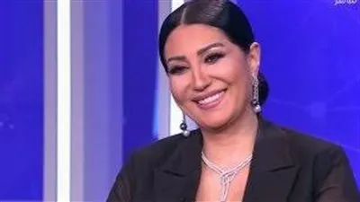 وفاء عامر: أحمد العوضي مش مغرور وكل اللي بيتقال عليه مش صحيح