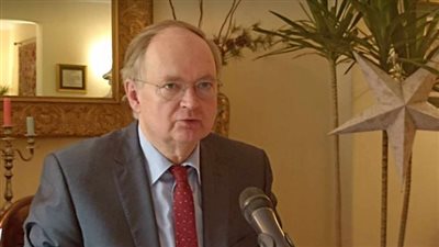 سفير الاتحاد الأوروبي في مصر يشيد بالعلاقات والتنسيق الوثيق بين الجانبين