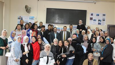 رئيس جامعة بنها يشهد احتفالية طلاب كلية التربية بيوم اللغة الألمانية الأول