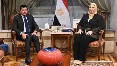 وزيرا التضامن والشباب والرياضة يناقشان استعدادات النسخة الخامسة لاحتفالية 