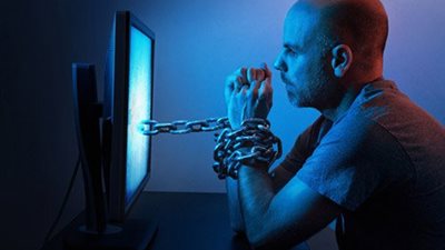 التأثيرات السلبية للتكنولوجيا: بين فوائد التقدم وآثاره السلبية 