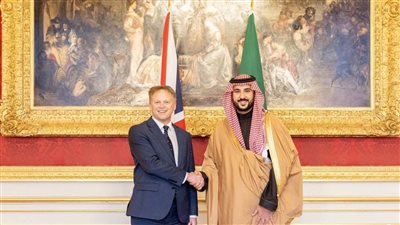 وزير الدفاع السعودي ونظيره البريطاني يعقدان اجتماعًا ثنائيًا موسعًا في لندن