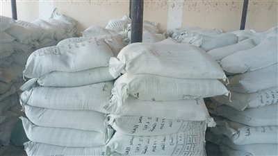 تحرير 3175 محضر تموين متنوع.. وضبط 19 طن دقيق مدعم و5 طن سكر خلال شهر في سوهاج