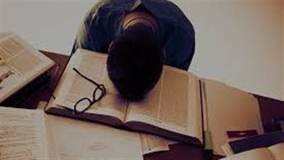 اكتئاب التعليم.. خطوات بسيطة لتحسين حالتك المزاجية أثناء الامتحانات