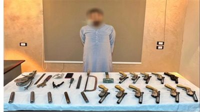 ضبط أحد الأشخاص بالبحيرة لقيامه بإدارة ورشة لتصنيع وإصلاح الأسلحة النارية