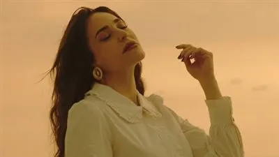 لماذا انهارت عبير نعمة أمام جمهورها ؟ تعرف على السبب