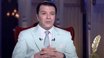 مصطفى كامل يوضح حقيقة اجتماع نقابة الموسيقيين حول أغنية روبى