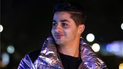 عنبة يتعرض لوعكة صحية ويطلب من محبيه الدعاء