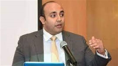 أمريكا الفائز الحقيقي في الاقتصاد العالمي.. خبير اقتصادي يوضح