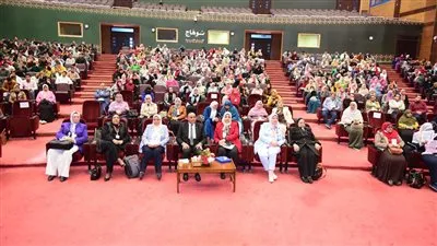 جامعة سوهاج تفتتح المؤتمر العلمي الدولي الخامس لكلية التمريض عن تغير المناخ والصحة