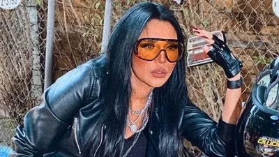 غدًا.. أمينة تطرح كليب أبو سمارة تزامنًا مع إحتفالات رأس السنة.. (صور)