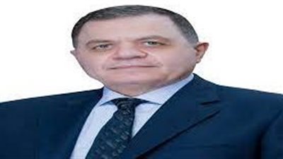 وزير الداخلية يهنئ رئيس الأركان بمناسبة يوم الشهيد 