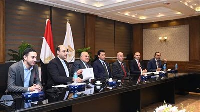 بحضور وزير الشباب والرياضة.. اللجنة التحضيرية لمهرجان روسيا العالمي تختار المشاركين المصريين 