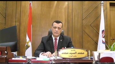 تعليم قنا: استلام 15652 تابلت لطلاب الصف الأول الثانوي