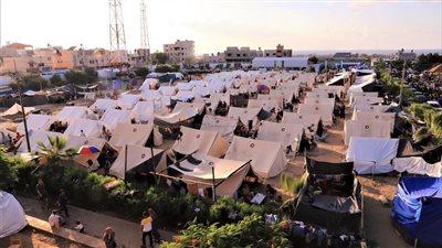 إسرائيل تقوم بالتوغل في أعماق مخيمات غزة