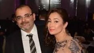 رسميًا.. انفصال أيمن بهجت قمر وزوجته إنجي عبدالحافظ