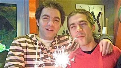 أغرب صدفة.. شريف رمزي يحيي الذكرى الـ 40 لوفاة شقيقه 