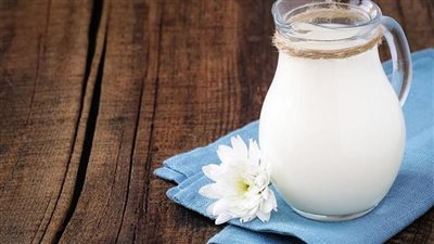  أهمية تناول اللبن: فوائد صحية للجسم 