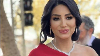 بمناسبة العام الجديد.. وفاء عامر لمتابعيها: 