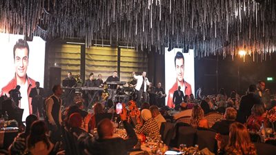 إيهاب توفيق يشعل سهرات ليلة رأس السنة بـ 5 حفلات كاملة العدد