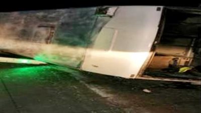 تفاصيل إصابة 12 شخصًا في انقلاب ميني باص على الطريق الأوسطي بالجيزة