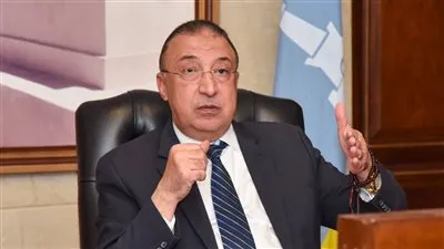 محافظ الإسكندرية يترأس الاجتماع الأول للجنة مجابهة مخاطر موجات تسونامي