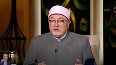 خالد الجندي عن التهنئة بالعام الجديد: كلها أيام الله (فيديو)