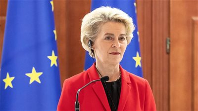 المفوضية الأوروبية: الضربات الجوية الروسية تؤكد الحاجة لمواصلة دعم أوكرانيا