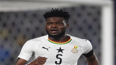 أرتيتا يوضع أسباب استبعاد توماس بارتي من قائمة غانا في كأس الأمم الأفريقية