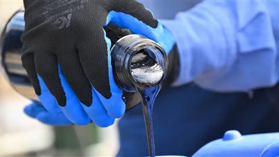 تراجع النفط مع ترقب المستثمرين لتطورات الأحداث في الشرق الأوسط