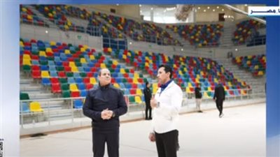  السيسي يستمع لشرح وزير الرياضة حول المدينة الأولمبية بالعاصمة الإدارية (فيديو)