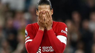 كلوب يكشف سبب استبعاد فان ديك عن مواجهة آرسنال